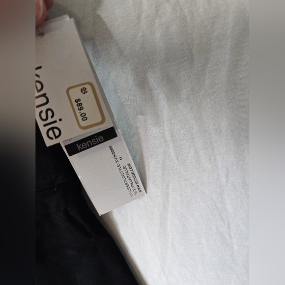 Kensie color block bodycon fitted dress- Size Medium Women's- NWT - Picture 4 of 5